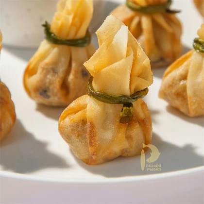 Жареные вонтоны с креветкой и курицей 6 шт 01403