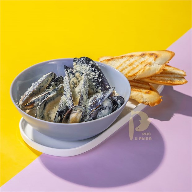 {{photo.Alt || photo.Description || 'Мидии в сливочно-чесночном соусе'}}