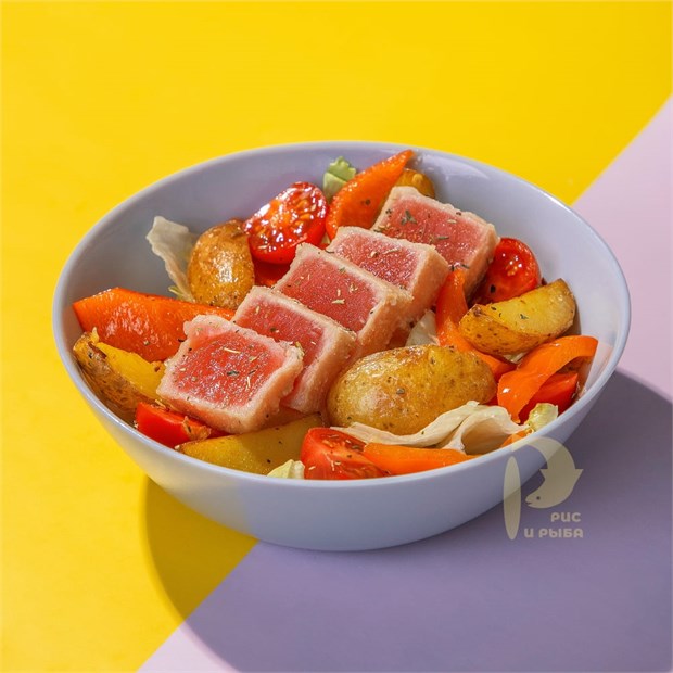 {{photo.Alt || photo.Description || 'Салат Нисуаз'}}